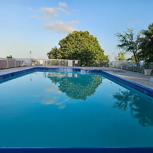 https://montego-bay-club-apartments.hotelsmontegobay.org